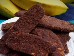 Cara Bikin Keripik Pisang Coklat yang Renyah dan Legit