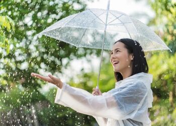 Catat 7 Cara Tetap Fit Saat Musim Hujan Tiba