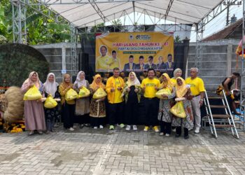 HUT Partai Golkar di Blora 500 Paket Sembako Diobral Murah Meriah
