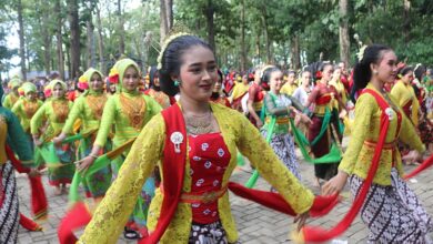 1000 Penari Tayub Massal Tumpah Ruah Goa Terawang Blora Raih Prestasi Nasional