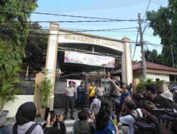 Pramono Anung Turun ke Lapangan Cek Korban Ledakan SMAN 72 Jakarta