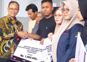 18695 Pekerja dan Petani Tembakau Bojonegoro Kecipratan BLT DBH Cukai Hasil Tembakau Tahun 2025