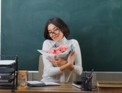 7 Ide Seru Rayakan Hari Guru Nasional