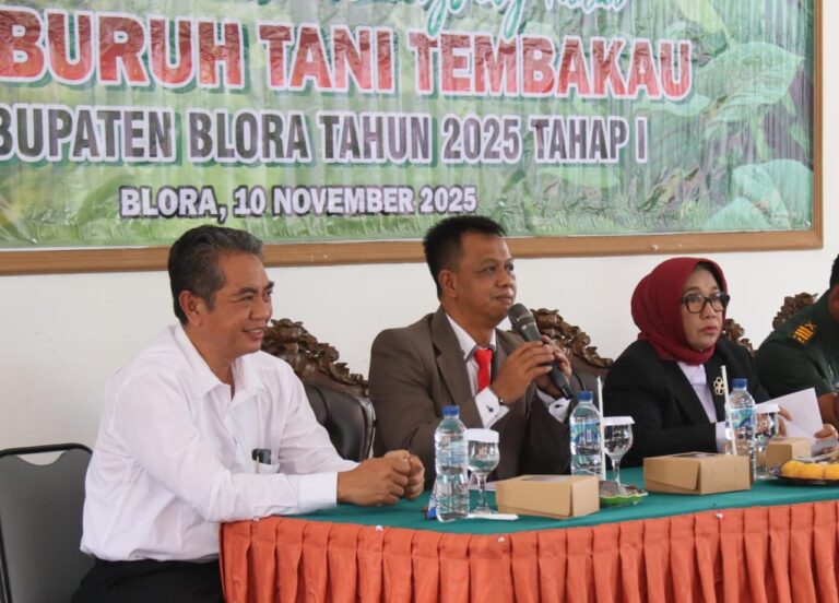 BLT DBHCHT Tahap I 2025 Disalurkan, 3.888 Buruh Tani Tembakau Blora Terima Rp600 Ribu