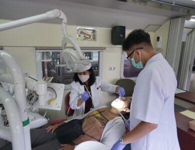 KAI Daop 4 Semarang Hadirkan Kesehatan Gratis via Rail Clinic di Stasiun Kedungjati