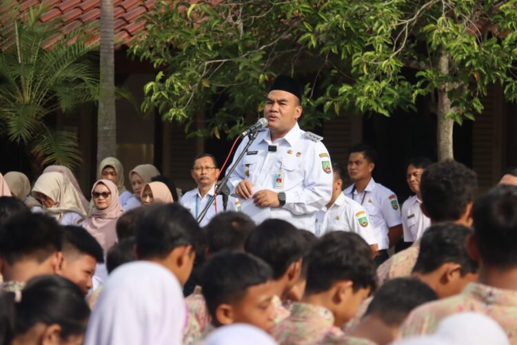 Bupati Blora Usai Umrah Langsung Turun Tangan, Tegaskan Komitmen Anti-Bullying di SMPN 1 Blora