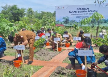 PEPC Zona 12 Serah Terimakan Fasilitas Hutan Sekolah dan Program Gayatri