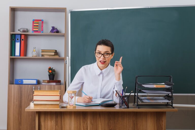 Sejarah dan Lirik Terbaru Lagu “Hymne Guru” Ciptaan Sartono, Dinyanyikan Saat Peringatan Hari Guru