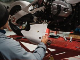 Berapa Biaya Ganti Aki Motor Ini Kisaran Harganya di Bengkel