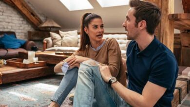 Biar Lebih Dekat Ini 10 Topik Obrolan Seru dengan Pasangan