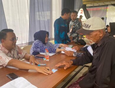 BLT DBH CHT Bojonegoro Tahun 2025 Cair Begini Respon Para Penerima Manfaat