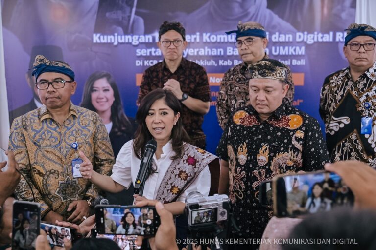 BLT Kesra 2025 Menkomdigi Pastikan Tepat Sasaran dan Tanpa Antrean