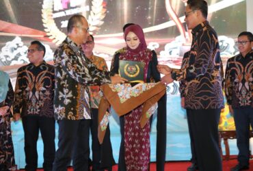Daftar Lengkap Penerima Anugerah KPID Jateng 2025