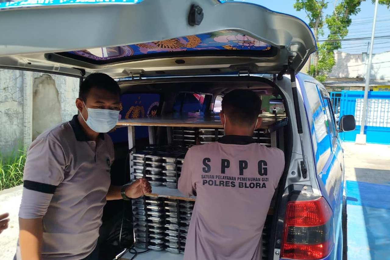 Dapur SPPG Polres Blora Sukses Bikin Pelajar Menikmati Makan Bergizi Gratis yang Higienis dan Aman