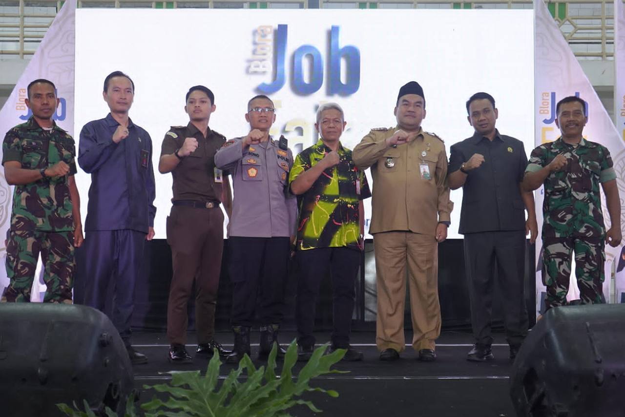 Digelar 2 Hari Blora Job Fair 2025 Diserbu Ribuan Pencari Kerja 2