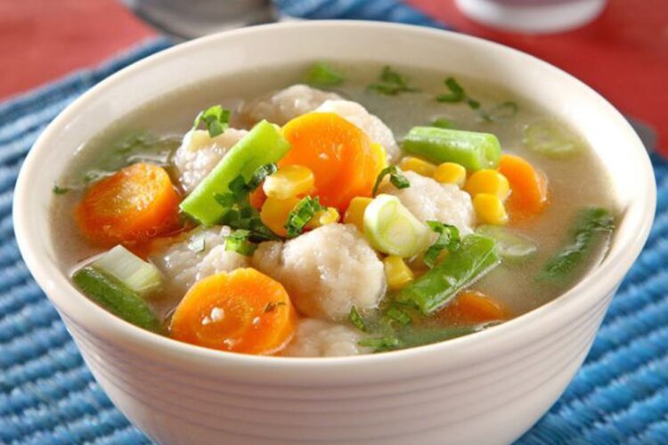 Makan Jadi Lahap Resep Sayur Sop Bakso Lezat dan Nikmat Menu Sederhana yang Bakal Memikat Keluarga