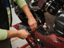 Servis Motor di Bengkel Pastikan 8 Komponen Ini Dicek Mekanik