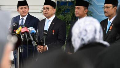 Soeharto Jadi Pahlawan Nasional Ini Kata Menbud dan Mensos