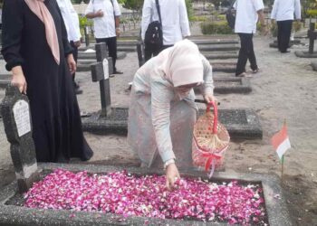 Wujud Penghormatan Pemkab Blora Ziarah ke Makam Bupati Blora Terdahulu di Semarang Hingga Surakarta