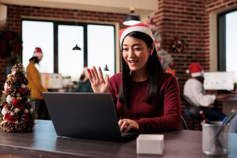 5 Aplikasi Menarik Untuk Membuat Kartu Ucapan Natal dan Tahun Baru