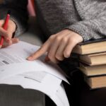 Cara Menyusun Esai Beasiswa yang Kuat dan Meyakinkan