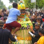 Hari Jadi Blora 276 Ratusan Gunungan Ludes Diserbu Warga