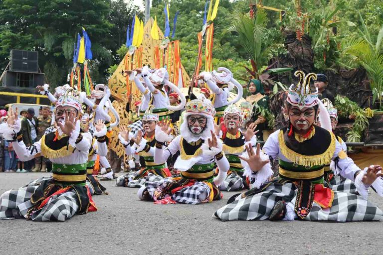 Kirab Budaya Hari Jadi Blora Digelar Meriah Perputaran Ekonomi Blora Bergairah