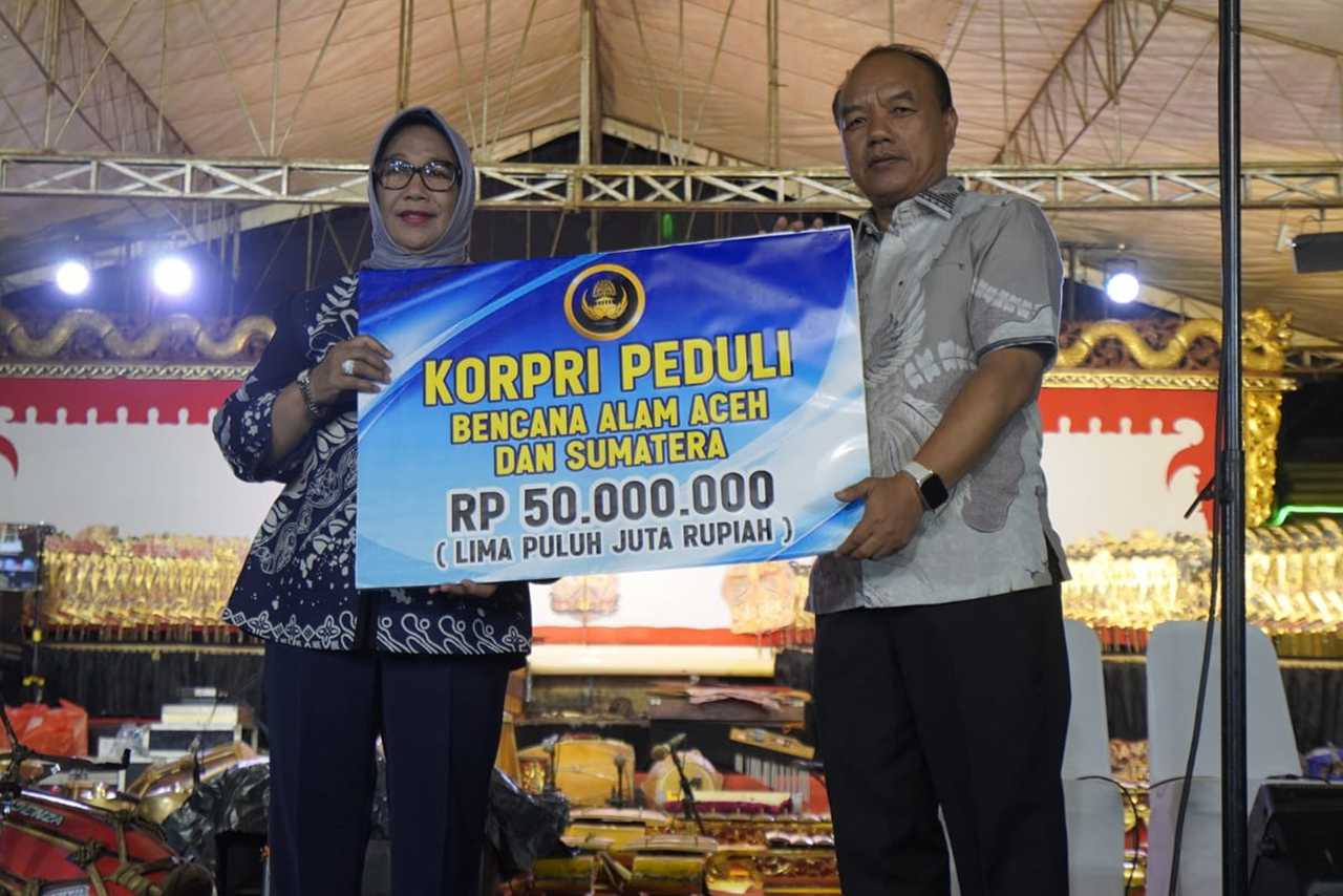 Tasyakuran Hari Jadi Blora yang ke-276: Pemkab Blora Kumpulkan Donasi untuk Bencana di Sumatera 1 Tasyakuran Hari Jadi Blora yang ke-276 Pemkab Blora Kumpulkan Donasi untuk Bencana di Sumatera 2