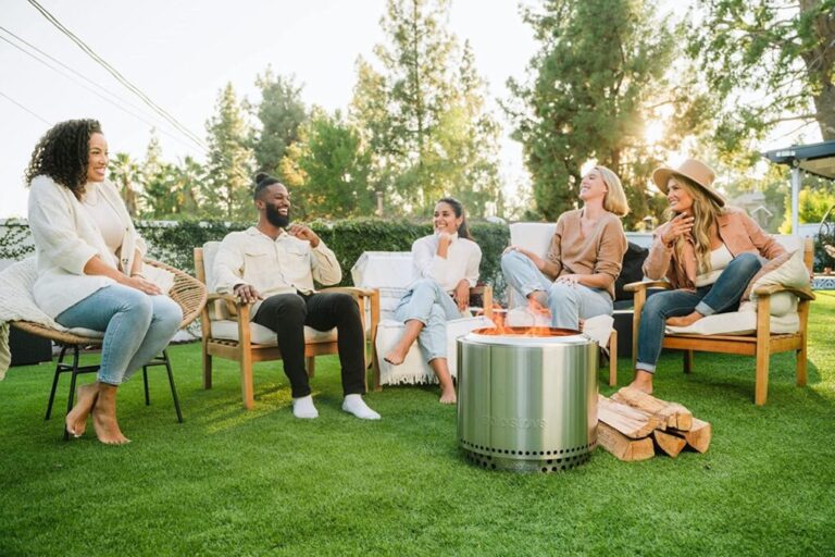 Tips Hemat Menikmati Akhir Tahun di Luar Rumah