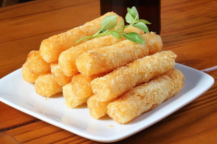 10 Ide Camilan dari Singkong untuk Menikmati Senja Sore yang Damai