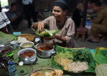 7 Kuliner Nasi Pecel Paling Populer di Nusantara dan Ciri Khasnya