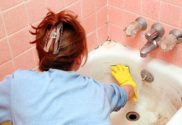 Cara Sederhana Merawat Kamar Mandi dan WC Agar Bebas Kerak