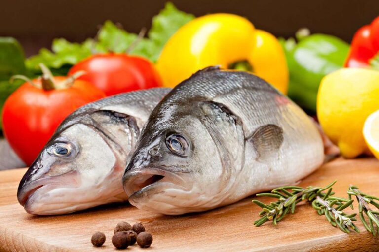 Ikan Laut dan Ikan Air Tawar Mana yang Lebih Sehat Bergizi?