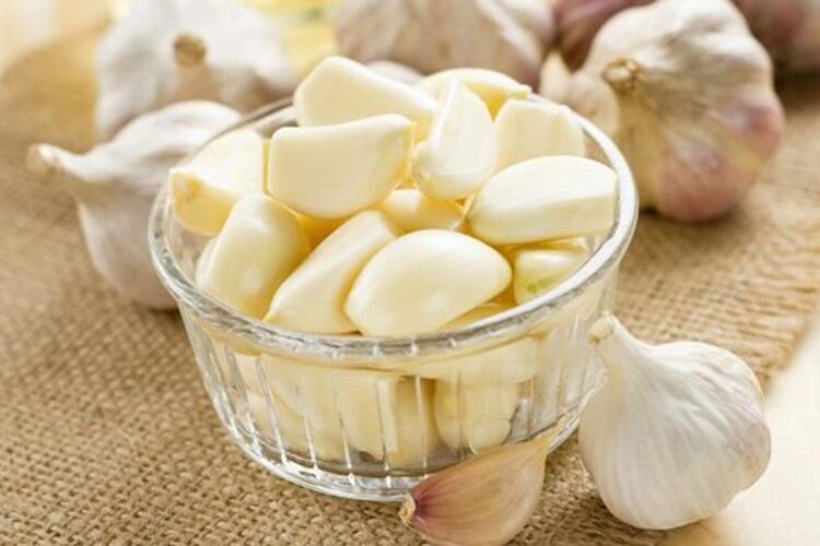 Khasiat Bawang Putih untuk Wanita Manfaat Kesehatan dan Cara Aman Mengonsumsinya
