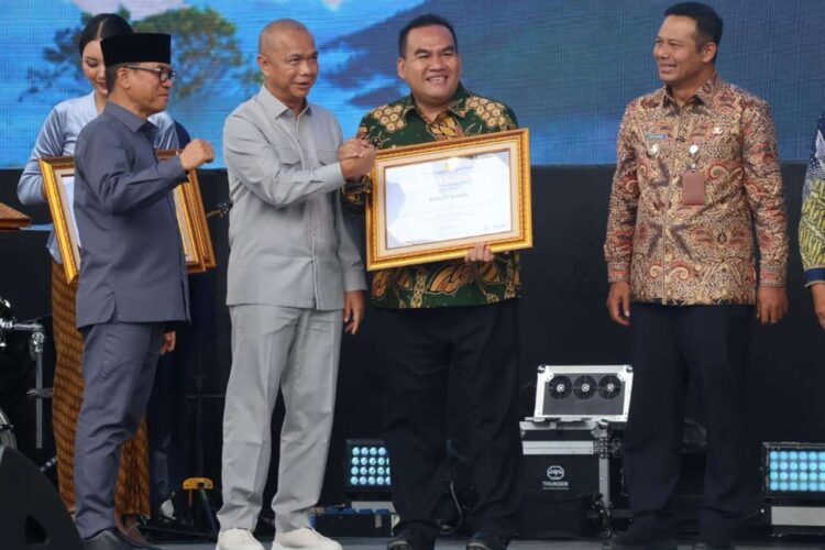 Lagi Masih di Awal 2026 Bupati Blora Kembali Terima Penghargaan
