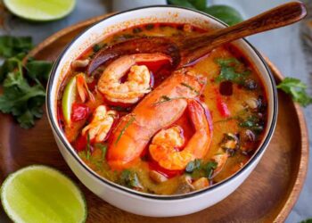 Nikmat Disantap Sore Tom Yum Original Khas Thailand yang Menggoda Lidah