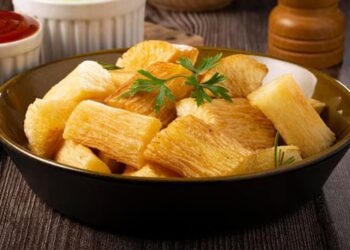 Renyah dan Gurih Resep Singkong Goreng Otentik Camilan Legendaris yang Tak Lekang Oleh Waktu