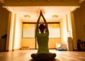 Seberapa Efektif Melakukan Yoga di Malam Hari Tips Praktis Yoga Malam yang Optimal