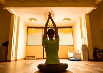 Seberapa Efektif Melakukan Yoga di Malam Hari Tips Praktis Yoga Malam yang Optimal