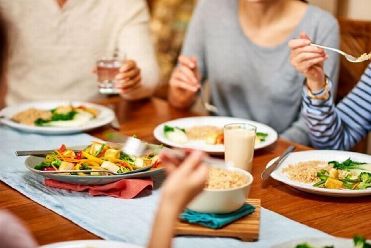 7 Rekomendasi Menu Sahur yang Gak Bikin Dehidrasi