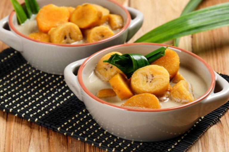 Cocok untuk Buka Puasa Resep Kolak Pisang Santan Nikmat