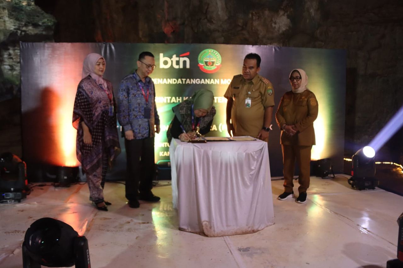 Unik Pemkab Blora dan BTN Teken MoU di Dalam Goa Terawang 2