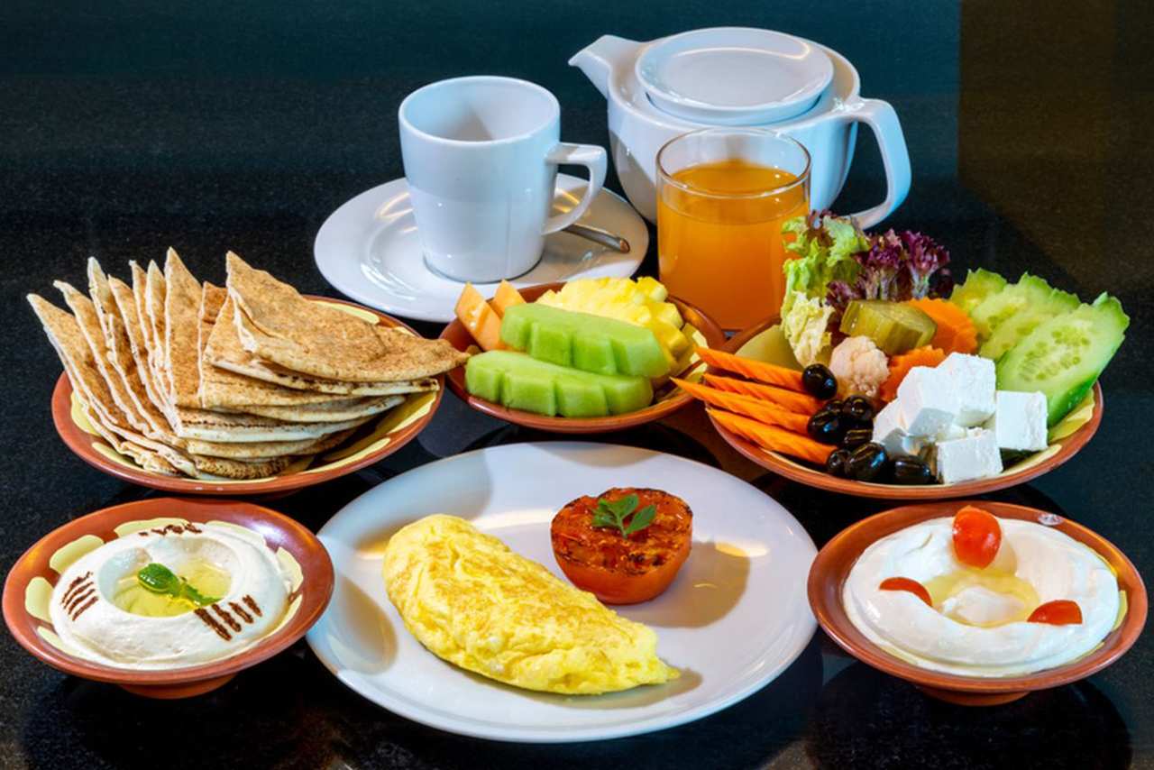 10 Menu Sahur Sehat untuk Penderita Rematik