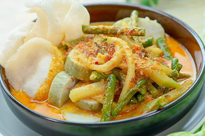5 Ide Menu Sahur dengan Lontong yang Bikin Kenyang dan Menyehatkan
