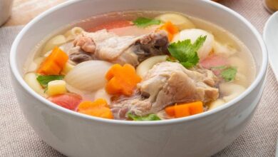 Cocok untuk Penderita Rematik Resep Sup Ayam dengan Sayuran Menu Sahur Sehat Atasi Nyeri Sendi
