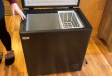 Desain Kompak dan Gak Makan Banyak Tempat 10 Rekomendasi Chest Freezer Kapasitas 100 Liter