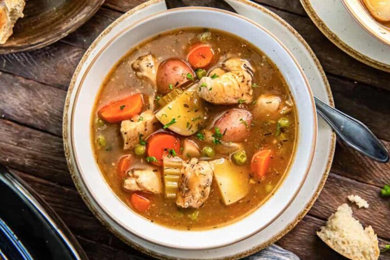 Menu Sahur Gurih Resep Stew Ayam dengan Kentang dan Wortel yang Bikin Nagih