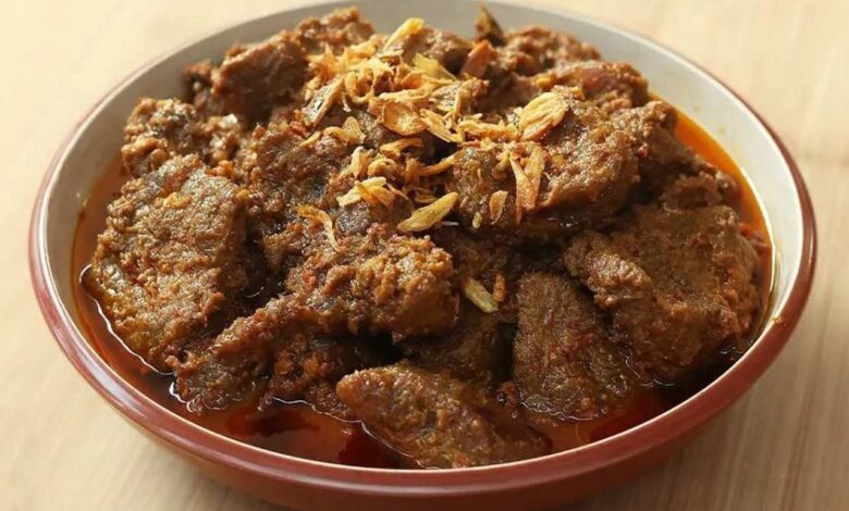 Rendang Sapi Khas Lebaran Anti Gagal Sajian Lezat dan Istimewa yang Otentik Disajikan di Hari Raya
