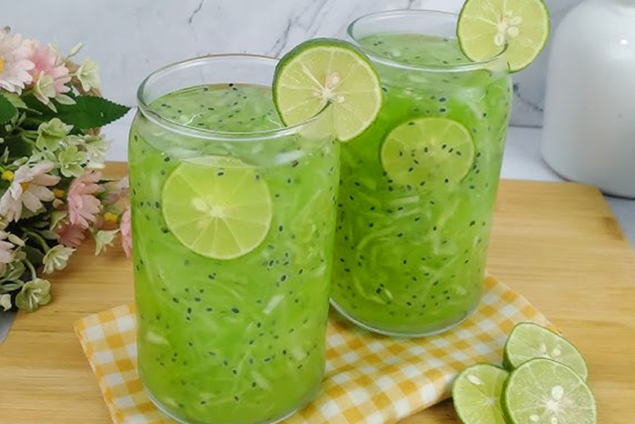 Resep Es Timun Selasih dengan Jeruk Nipis Ide Menu Buka Puasa Menyegarkan di Cuaca Terik
