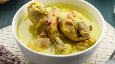 Resep Opor Ayam Kuah Kuning Menu Istimewa yang Bikin Momen Lebaran Makin Berkesan